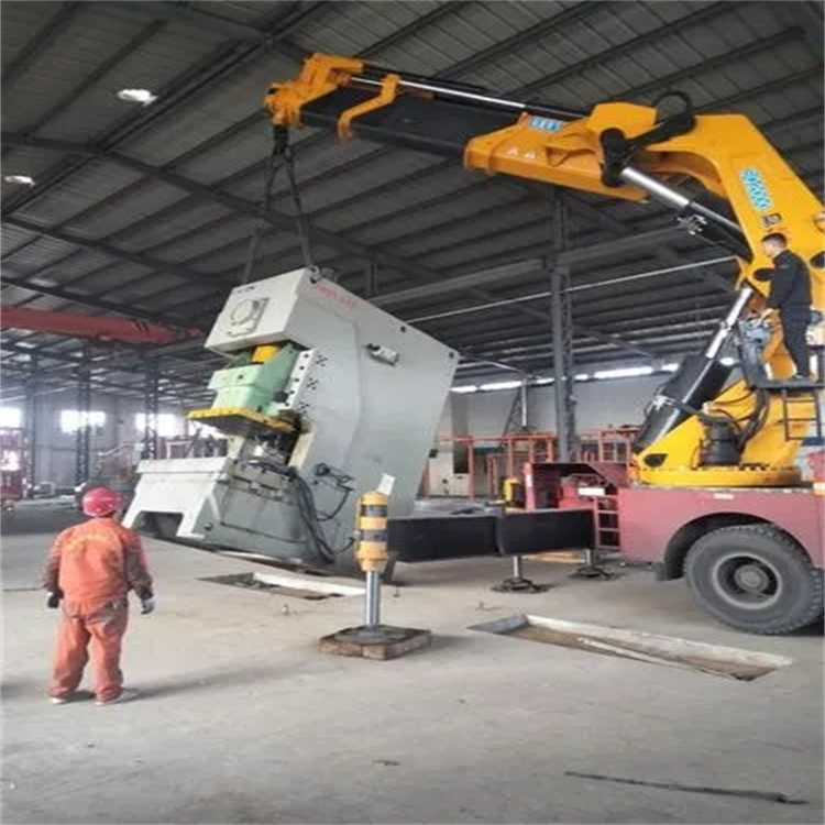 南林乡80吨折臂吊车出租附近电话